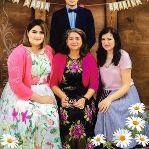 Meet your Posher, Cecilia